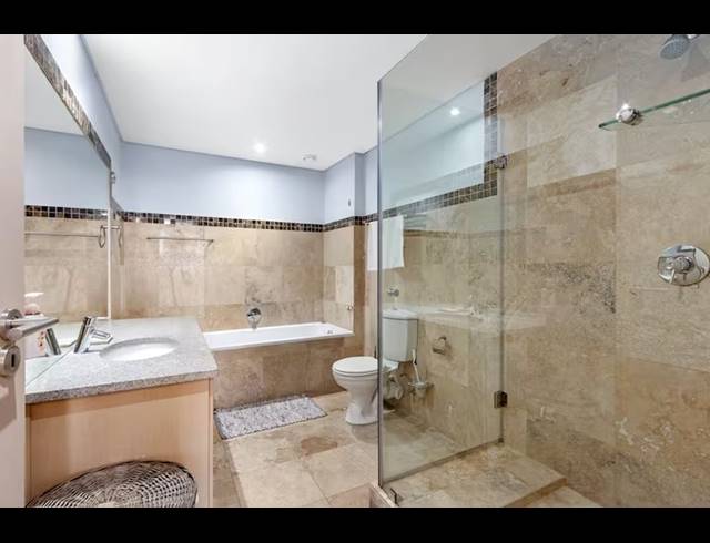 2 BEDROOM APARTMENT TO LET IN CAPE TOWN CITY CENTRE